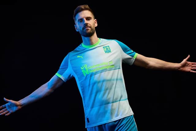 Jon Guthrie shows off the new kit
