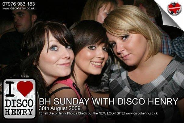 Nostalgic pictures from a night out down Bridge Street 14 years ago