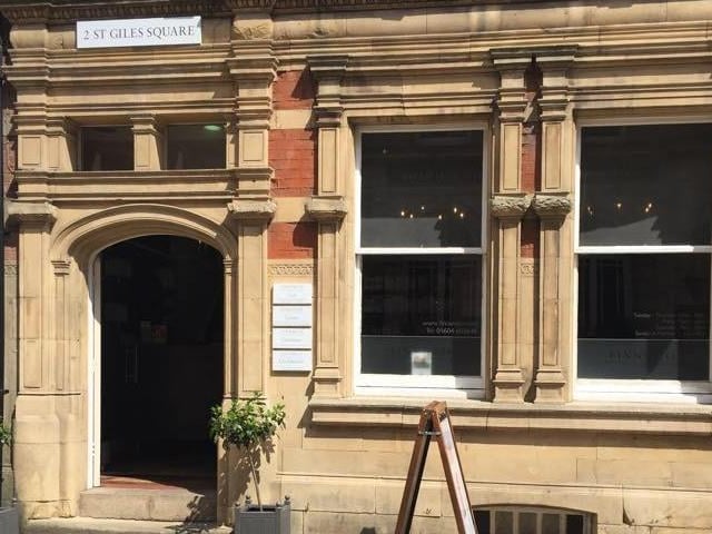 4.9 stars based on 132 Google reviews. Location: 2 St Giles’ Square, Town Centre.