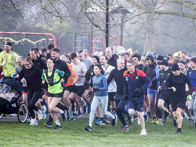 More than 400 runners took to The Racecourse on Saturday (February 24) in memory of mother-of-five Lyndsey Kirchin