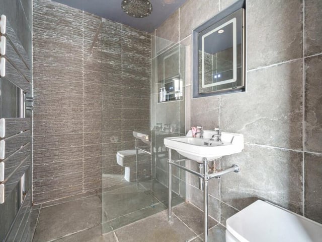 All of this could be yours for £895,000.