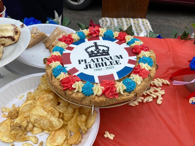 Street party goers in Ashburnham Road, Abington enjoyed live music, a raffle and a game of pin the crown on the Queen.