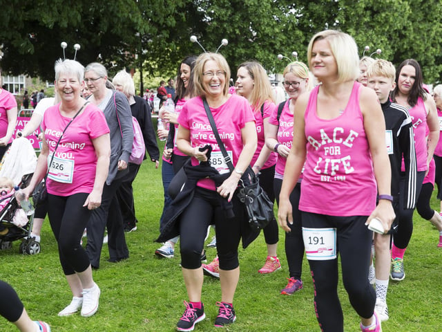 2016 - 10k Race For Life, Abington Park, Abington Park Crescent, Northampton.