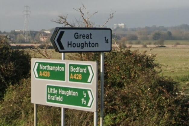 The ‘H’ in ‘Houghton’ seems to disappear among residents. Villagers call it ‘Great Ou-ten’ rather than ‘Great How-ton’.