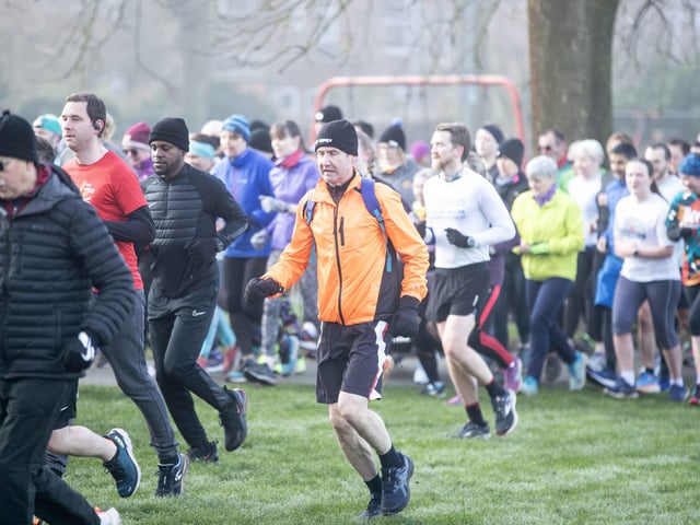 More than 400 runners took to The Racecourse on Saturday (February 24) in memory of mother-of-five Lyndsey Kirchin