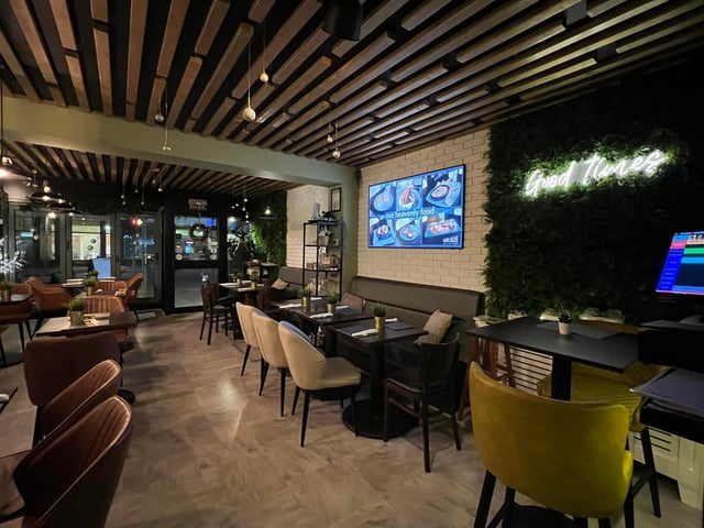 You can find this stylish restaurant, cafe, cocktail and wine bar in Wellingborough Road.