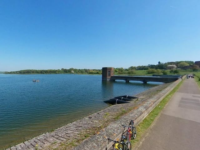 At nearly ten miles, this walk from Spring Park up to Pitsford Dam is one of the more challenging trails around Northampton