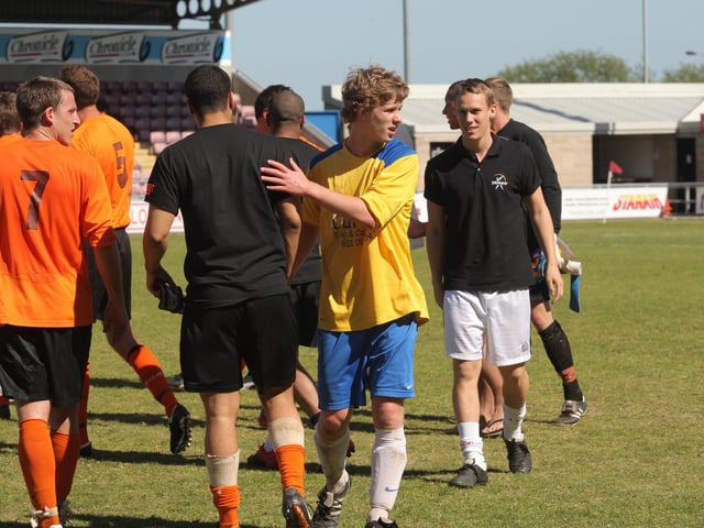 2010 - Sunday football: MDH Teamwear Cup final between Dynamo and Paveways