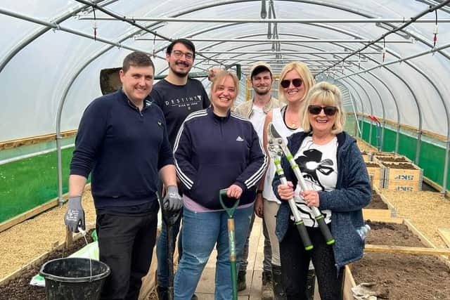 DWSM - The David Wilson Homes team during the volunteering day