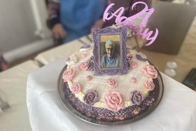 21 Again Birthday Cake