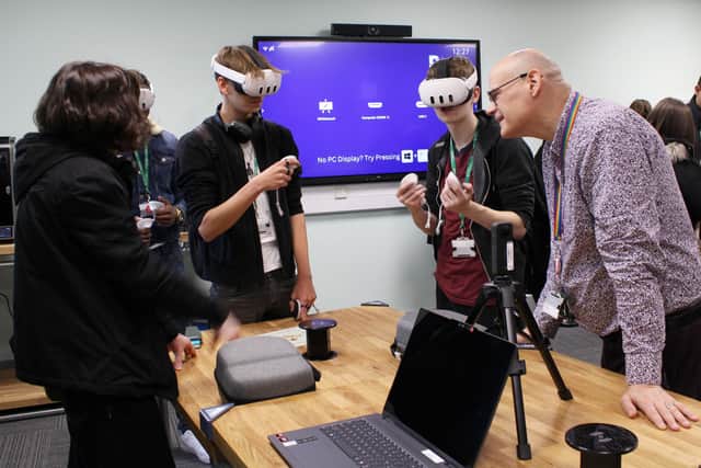 Students using the new VR Headsets