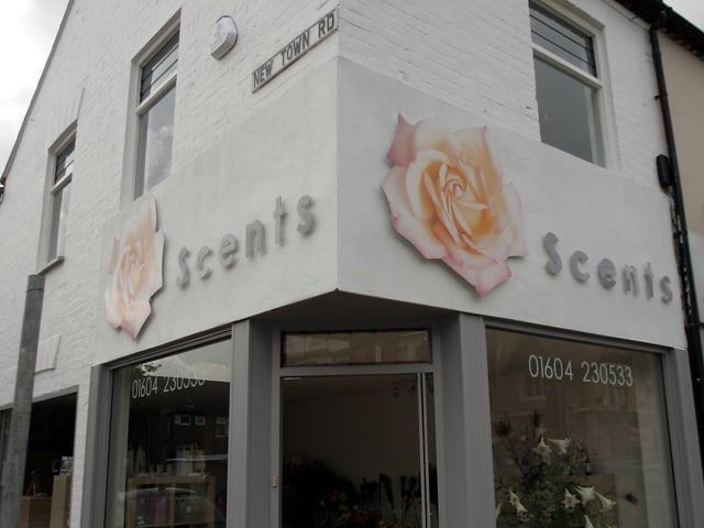 2006 - Melanie Spooner opened a new flower shop Scents on Wellingborough Road.