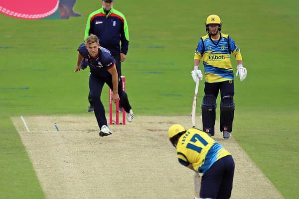 David Willey bowls to Bears top-scorer Rob Yates (Picture: Peter Short)