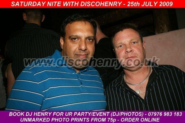 Nostalgic pictures from a night out down Bridge Street 15 years ago