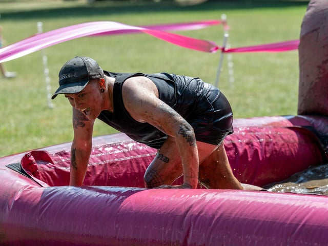 Runners taking part in the Pretty Muddy Race For Life at Abington Park in Northampton on Saturday, July, 11, 20026. Photo by David Jackson.