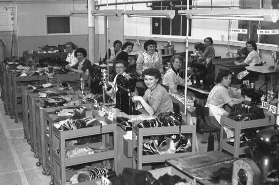 Women in shoe factory