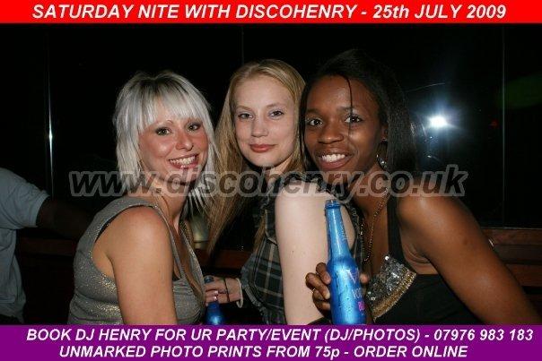 Nostalgic pictures from a night out down Bridge Street 15 years ago