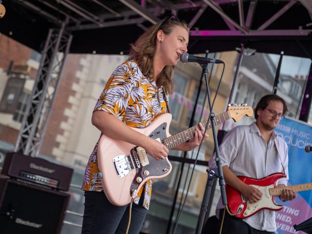 Hana Brooks performing at Northampton Music Festival 2022. Photo by David Jackson.