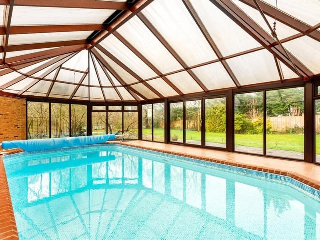 Vicarage Close, Hackleton, Northampton, Northamptonshire, NN7