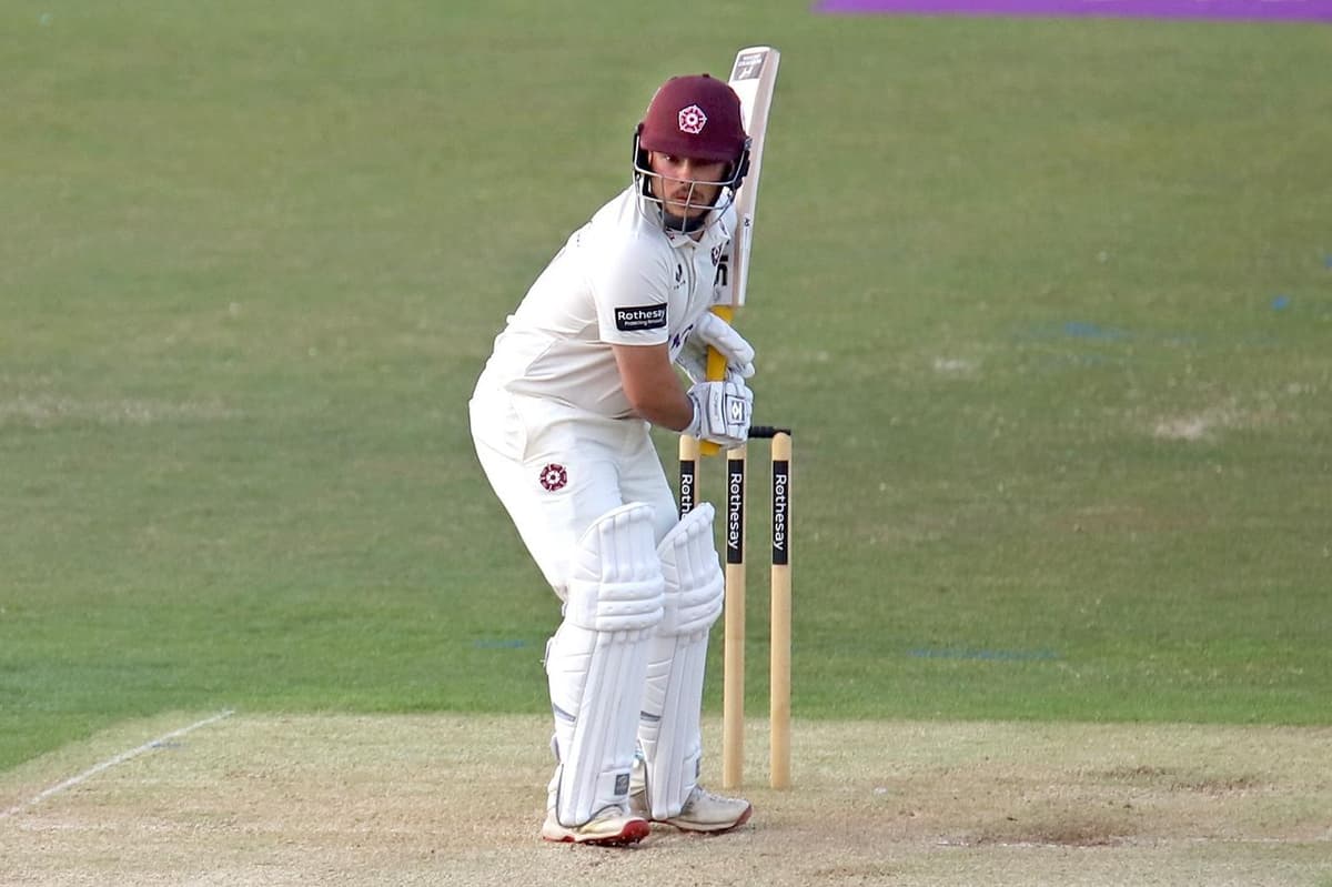 Vasconcelos hits second ton of the summer as Northants take initiative ...