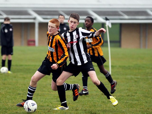 Moulton Magpies U14's v Parklands Tigers U14's on Brunting Road on 6th January 2013.