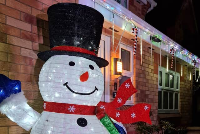 The money raised will be donated to Reach for Health, which helped one of the Larch Drive residents to recover from a stroke.