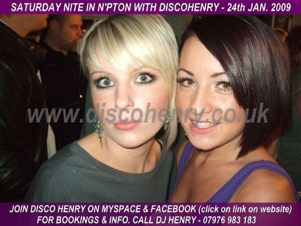 A January 2009 Saturday night out at Balloon Bar