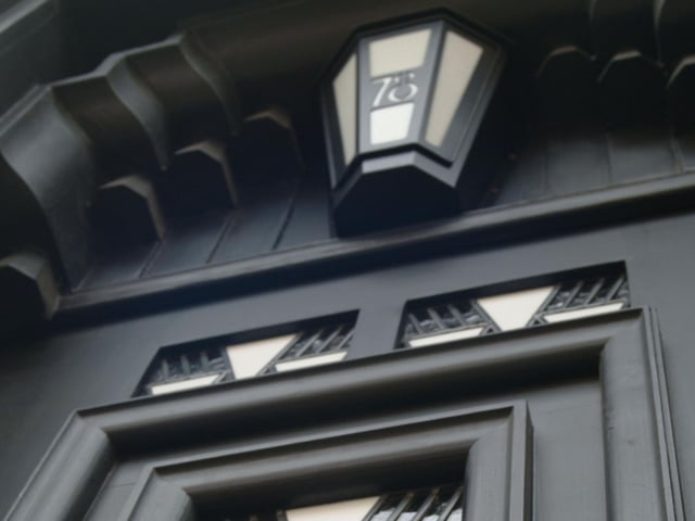 The building, from 78 to 82 Derngate, was remodelled by the world famous designer and architect in his iconic modernist style and it features “extraordinarily striking interiors”.