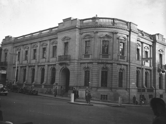 Lloyds Bank in George Row, Northampton, year unknown