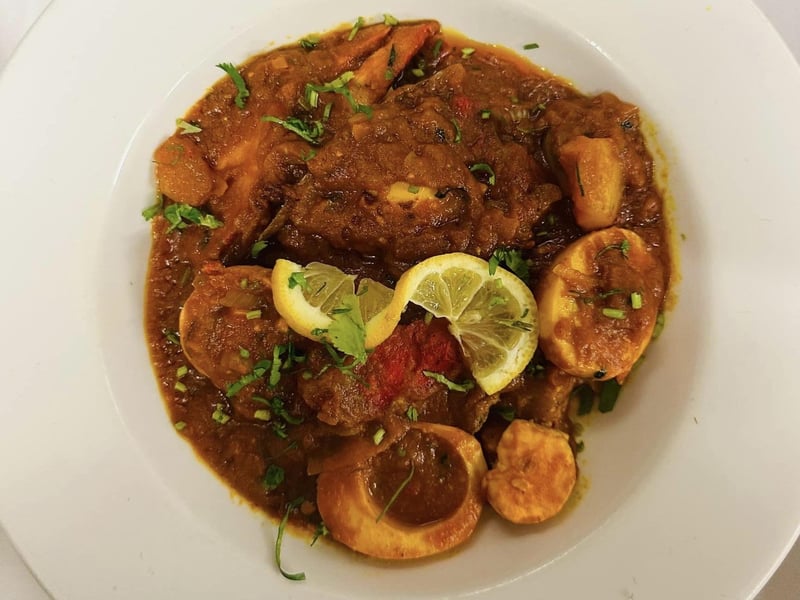Classic and up-to-date Indian dishes served in an easygoing BYOB restaurant with modern looks. Rated: 4.5 (333 reviews)