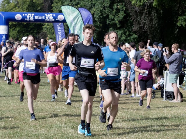 Hundreds of participants ran, jogged and walked around Abington Park on Sunday to raise money for Cancer Research UK.