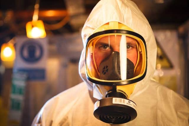 Acorn Analytical Services is calling for a global ban on asbestos