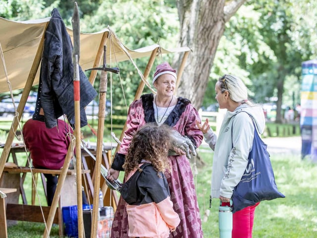 Delapre Abbey hosted a re-enactment event on Sunday July 14, 2024, including a medieval hawking show, re-enactors and a guided tour of the registered battlefield.
