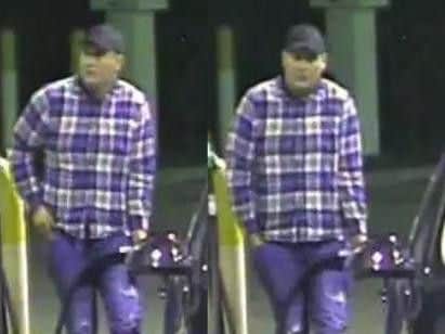 Do you recognise this man? If so, call police on 101 and quote incident number: 17000419906.