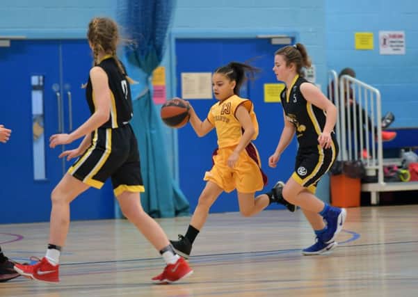Action from Northants Lightning Under-14s against Bucks Hornets (Pictures: Dave Ikin)