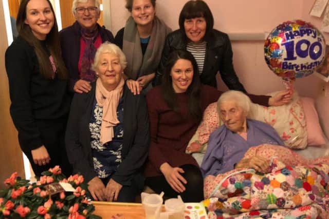 Majorie with her two daughters, one of her granddaughters and three of her great-granddaughters.