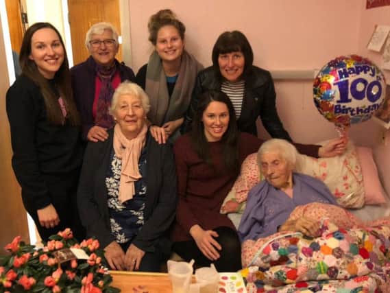 Majorie with her two daughters, one of her granddaughters and three of her great-granddaughters.