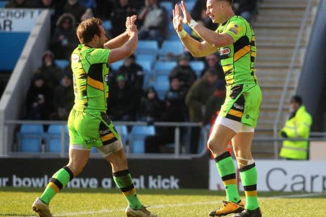 Nic Groom congratulated Harry Mallinder on the full-back's try