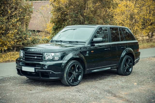 A one-off Range Rover Sport built for David Beckham is set to sell for £32,000