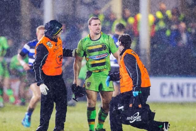 Heinrich Brssow was forced off early in the match through injury
