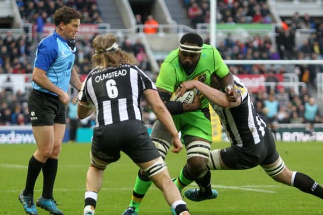 Api Ratuniyarawa tried to carry the fight to the Falcons