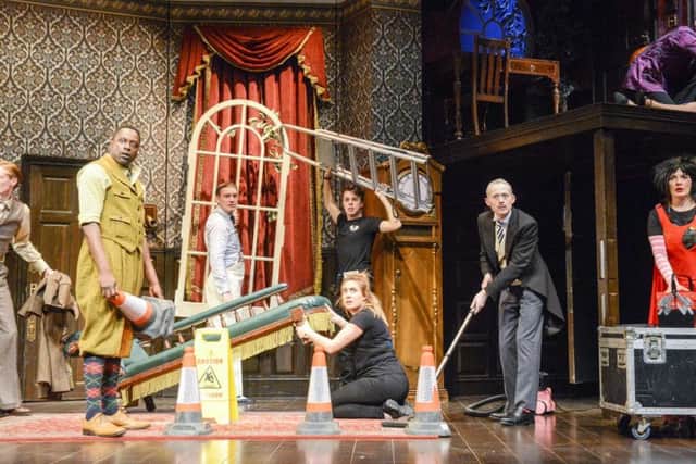 The Play That Goes Wrong
