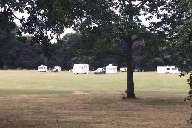 Over 15 vehicles have been spotted on Abington Park.