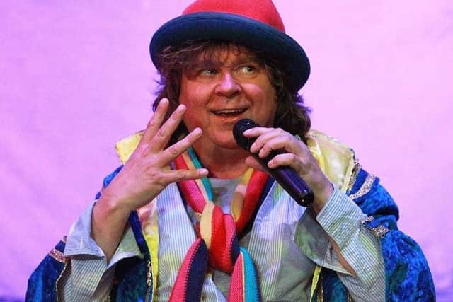 Tony Howes as Puck