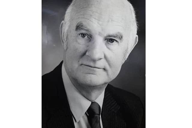 Dr Bill McQuillan, who was the chief of executive of Northamptonshire's healthcare and help set up MIND, has died aged 91.