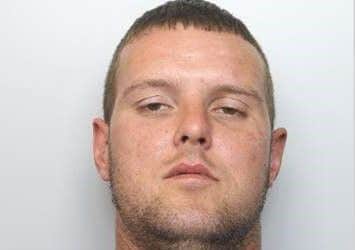 Sexual predator Luke Easton NNL-181116-165708005