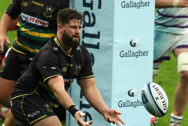 Francois van Wyk is staying at Saints