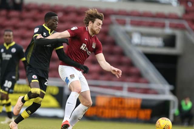 Steadily returning to his form of last season. Some strong tackling and dominant heading around his box, and made one crucial block when diverting Palmer's goalbound effort away from danger... 7