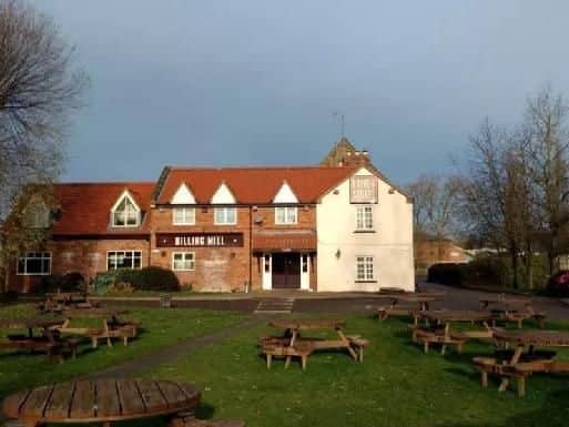 There is fun for all the family at The Billing Mill in Great Billing which sits on its own island surrounded by water from the River Nene. The large garden includes play equipmnent for children