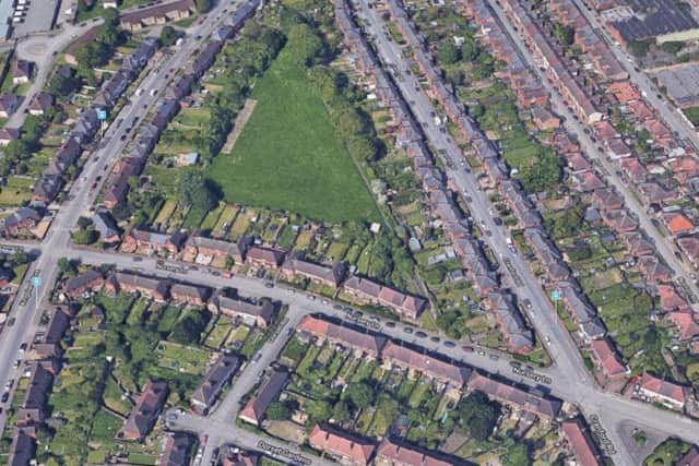 Overhead view showing Dorset Gardens (bottom of image), where the attack happened, and Kingsthorpe Rec, where Mr Yahaya was left